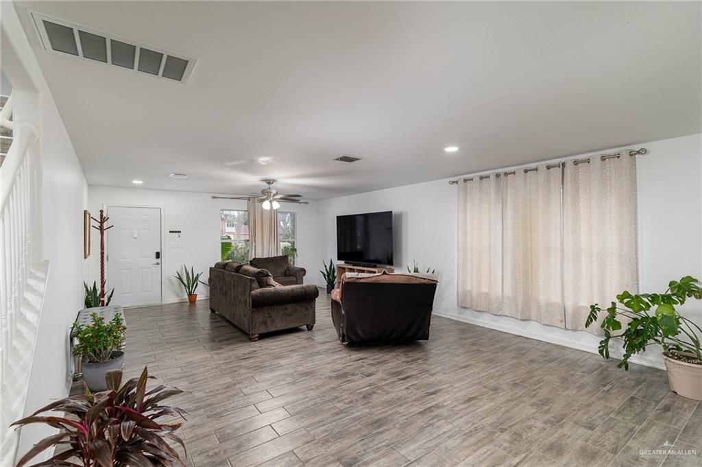 1307 Rio Grande Street, San Juan, Texas image 4