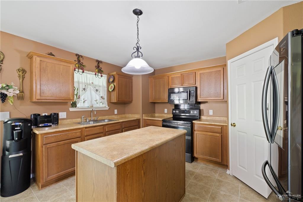 3155 Obsidian Dr, Brownsville, Texas image 5