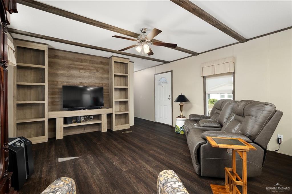 2100 Bracey Street, Mission, Texas image 2