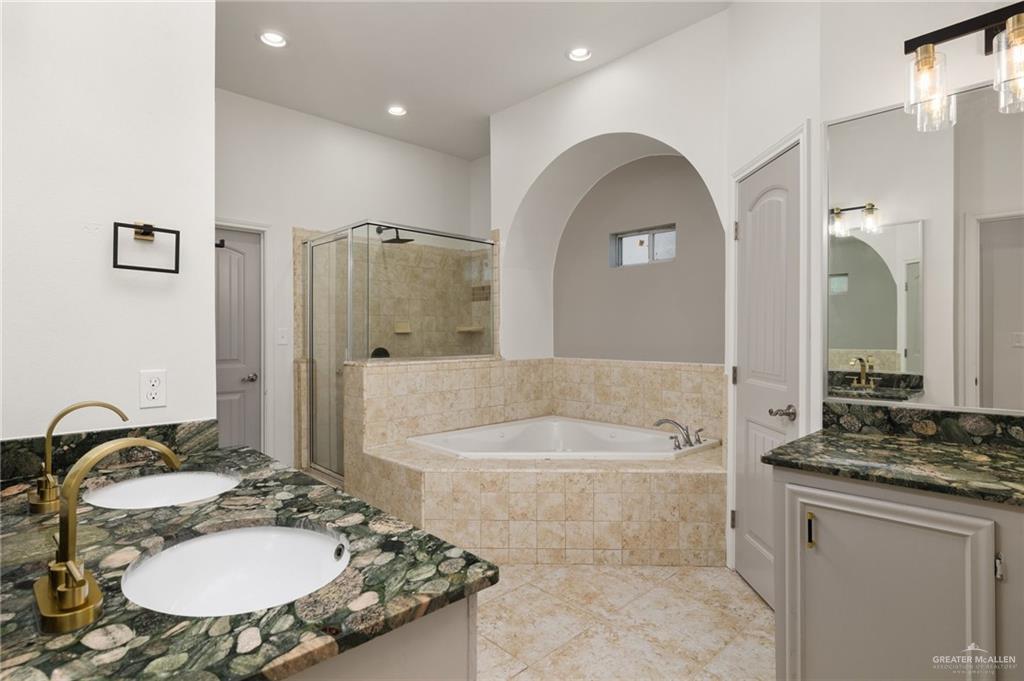 1431 Vida Grande Street, Alamo, Texas image 11