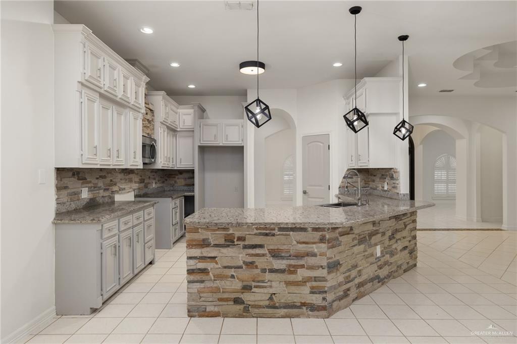 1431 Vida Grande Street, Alamo, Texas image 4
