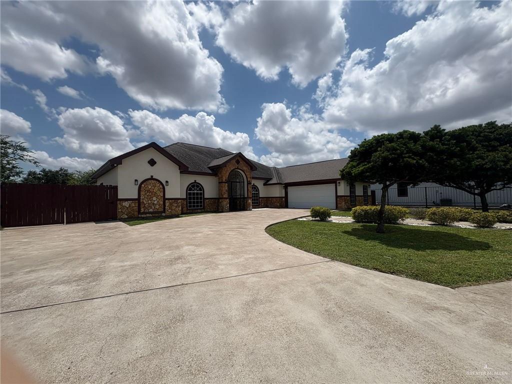 1431 Vida Grande Street, Alamo, Texas image 2