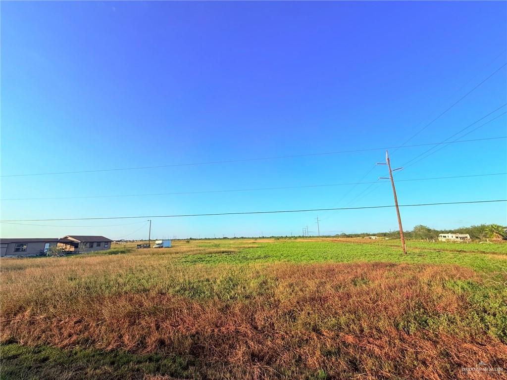 32375 Lemon Drive, Los Fresnos, Texas image 3