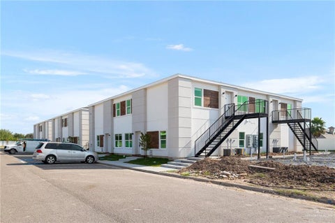 Apartment For Rent - 901 E Yuma Avenue #1807<br/> McAllen, TX 78503
