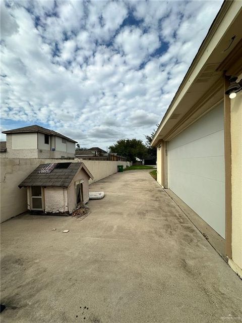 A home in Pharr