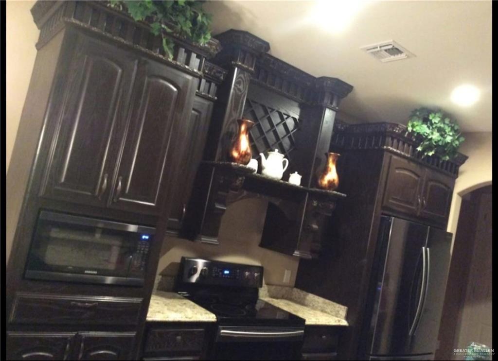 5996 Yarrow Drive, Rio Grande City, Texas image 14