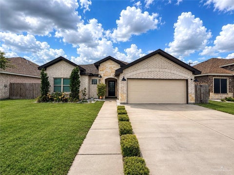 Homes For Sale - 2508 E Bella Vista Avenue<br/> Alton, TX 78573