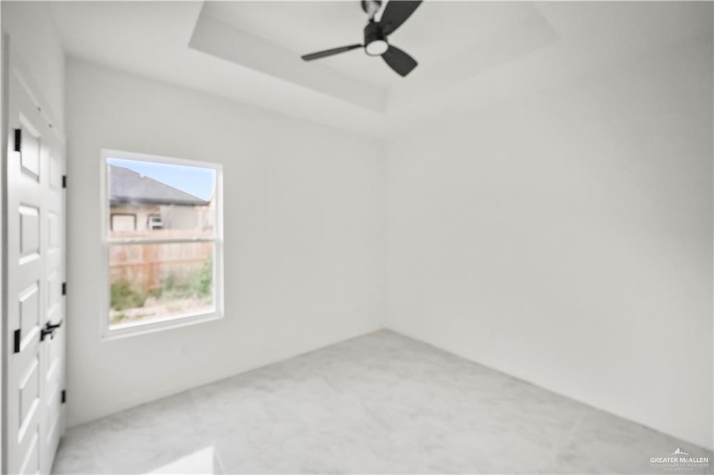 6109 N Luz Del Sol Street, Edinburg, Texas image 6
