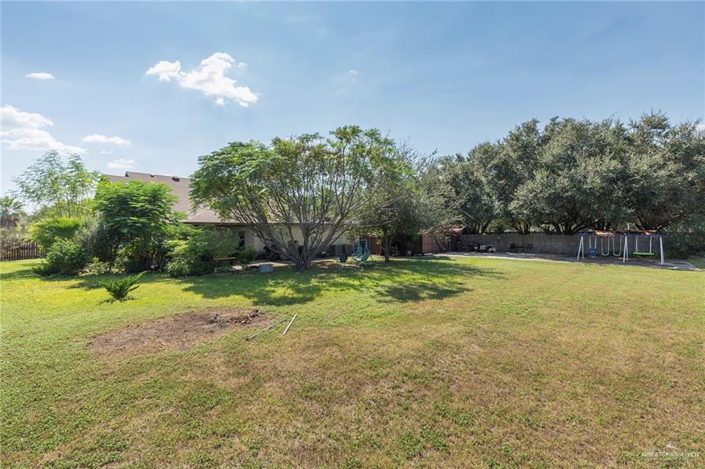 802 Country Lane, Weslaco, Texas image 23