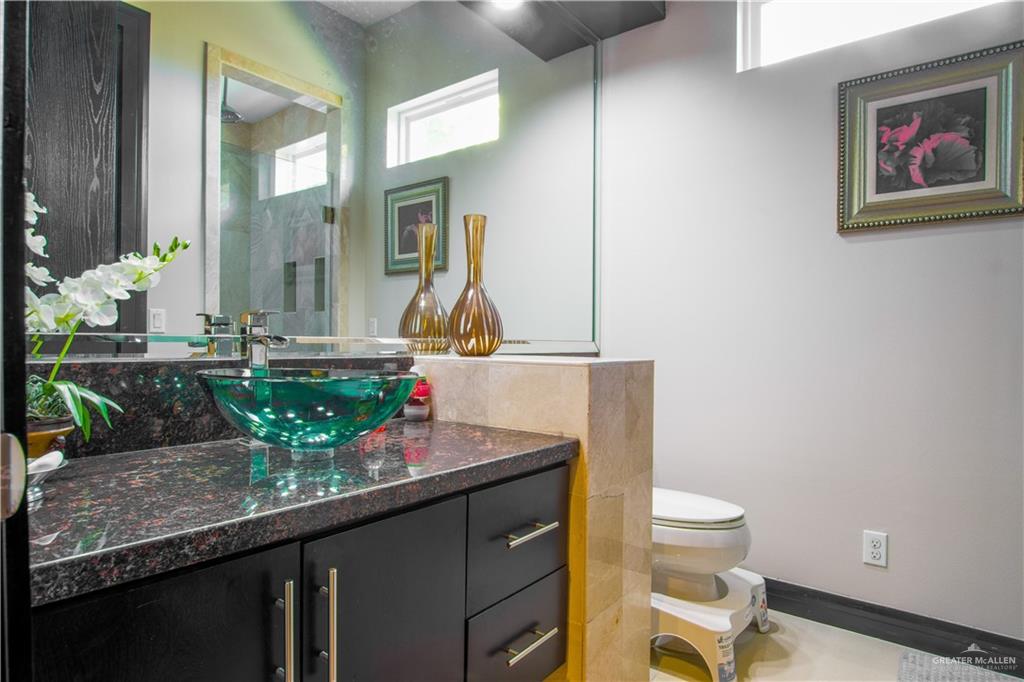 309 N Mockingbird Avenue, Mission, Texas image 16
