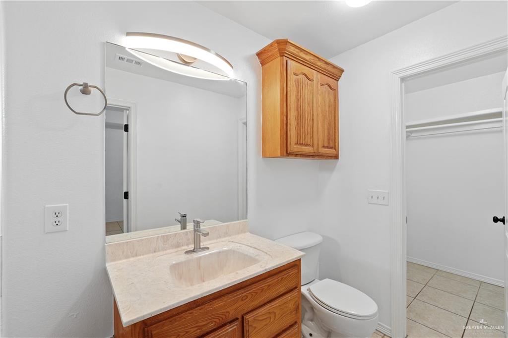1000 Via Cantera Drive, San Juan, Texas image 11