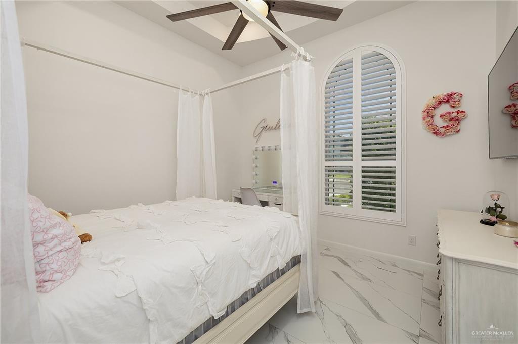2705 W Essex Street, Edinburg, Texas image 15