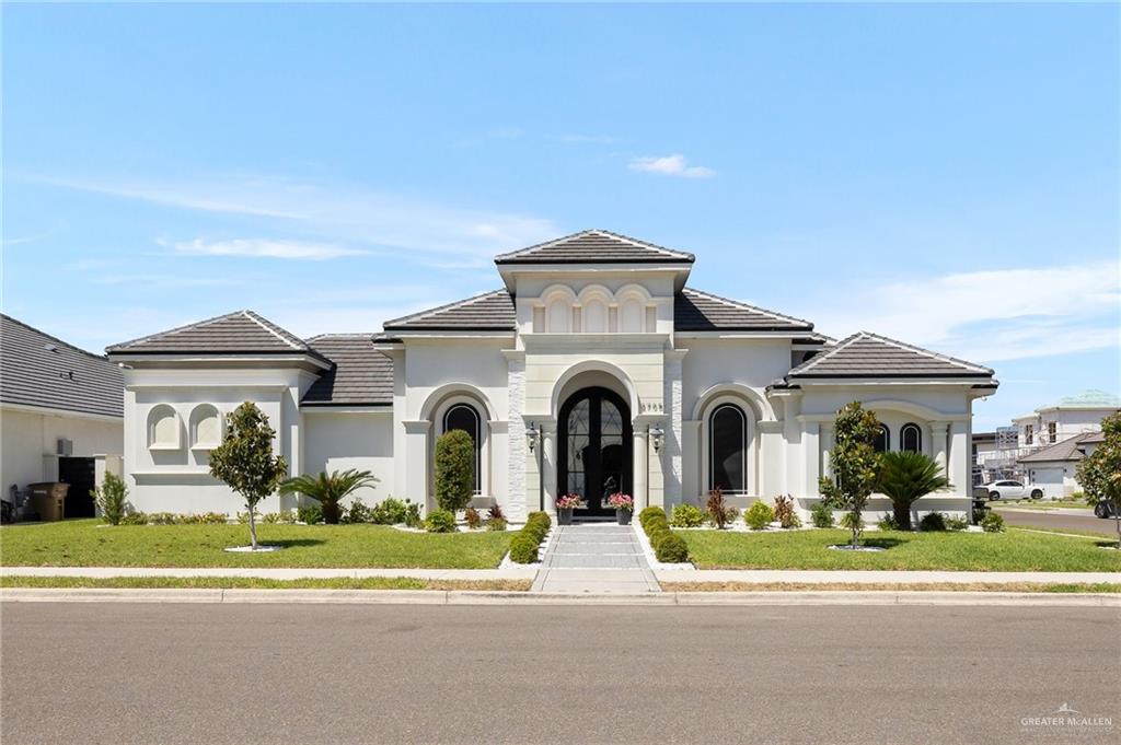 2705 W Essex Street, Edinburg, Texas image 3