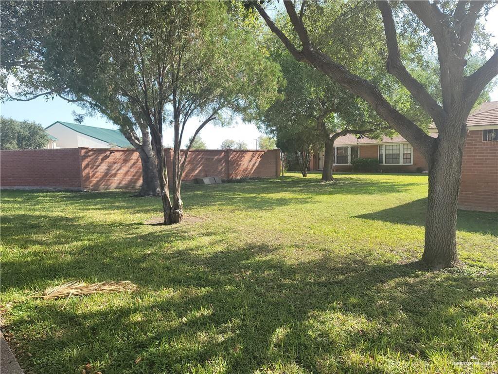 301 E La Vista Avenue, McAllen, Texas image 3