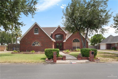 Homes For Sale - 113 Pelican Avenue<br/> McAllen, TX 78504