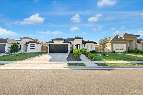 Photo of 915 Rockford Drive, Alton, TX 78573 (MLS # 497370)