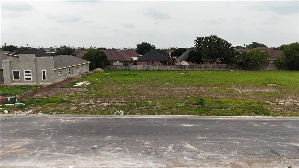 707 Deanne Drive, Weslaco, Texas image 5