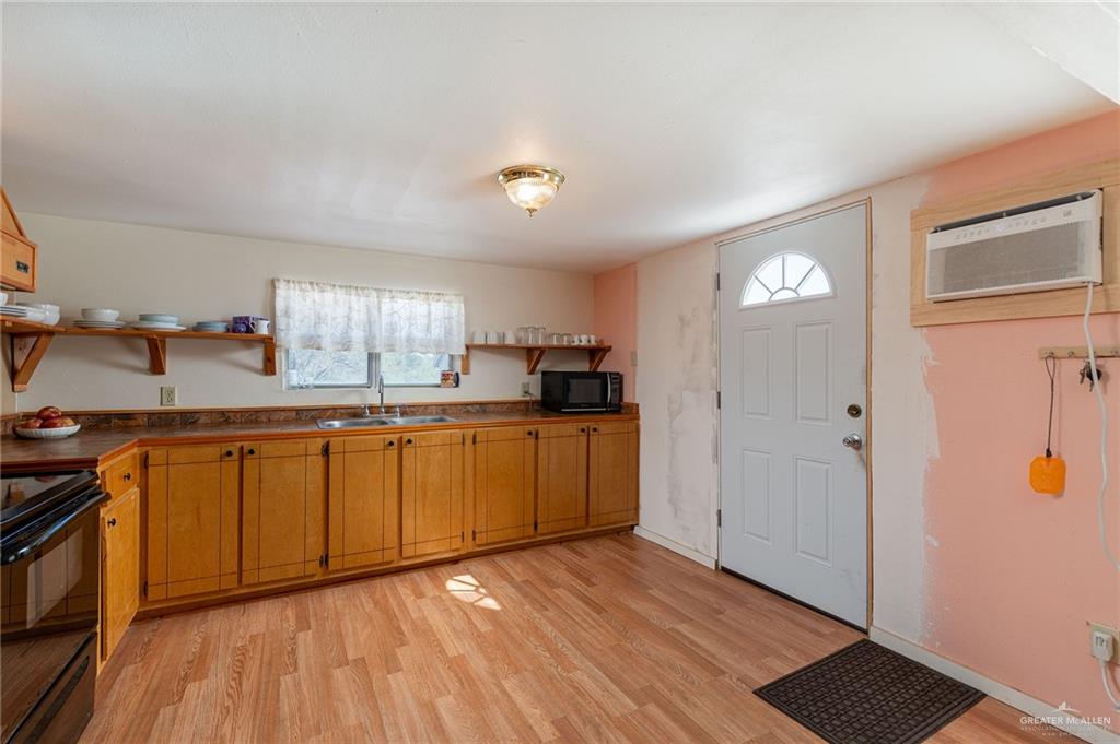 32 Pastor Lane, Rio Grande City, Texas image 3