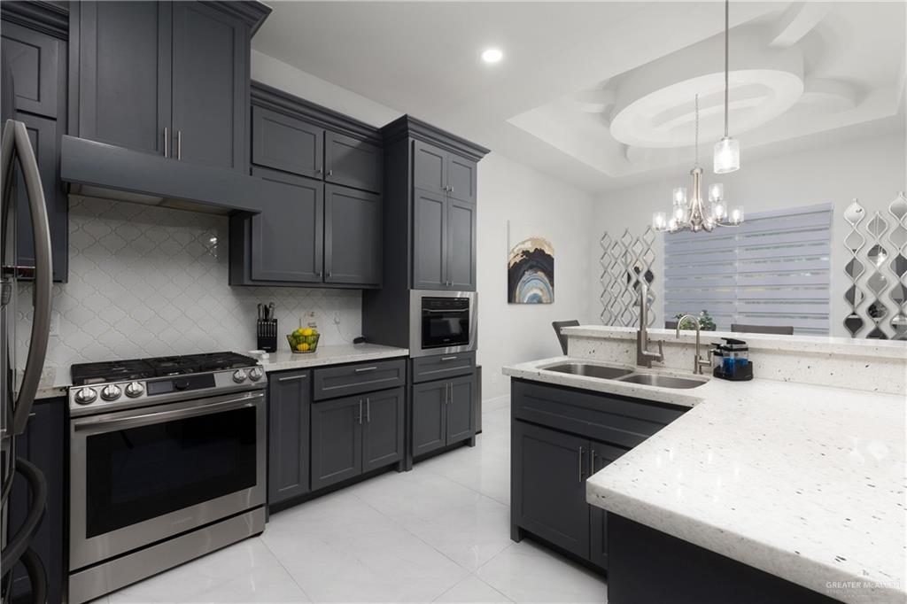 1213 N Garden Ridge Avenue, San Juan, Texas image 3