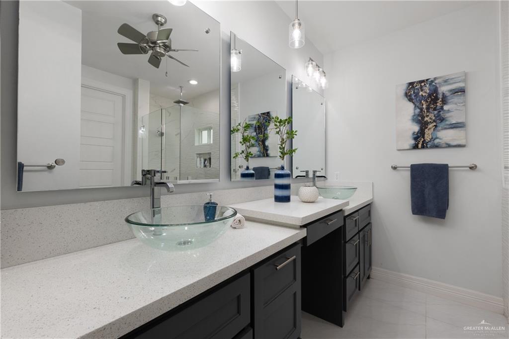 1213 N Garden Ridge Avenue, San Juan, Texas image 12
