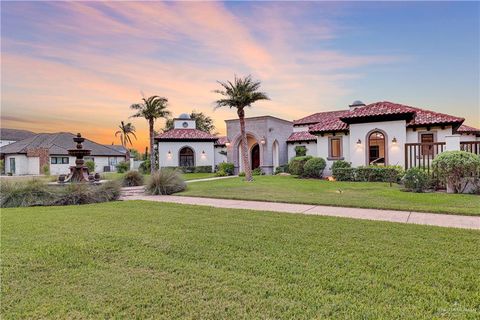 A home in Palmhurst