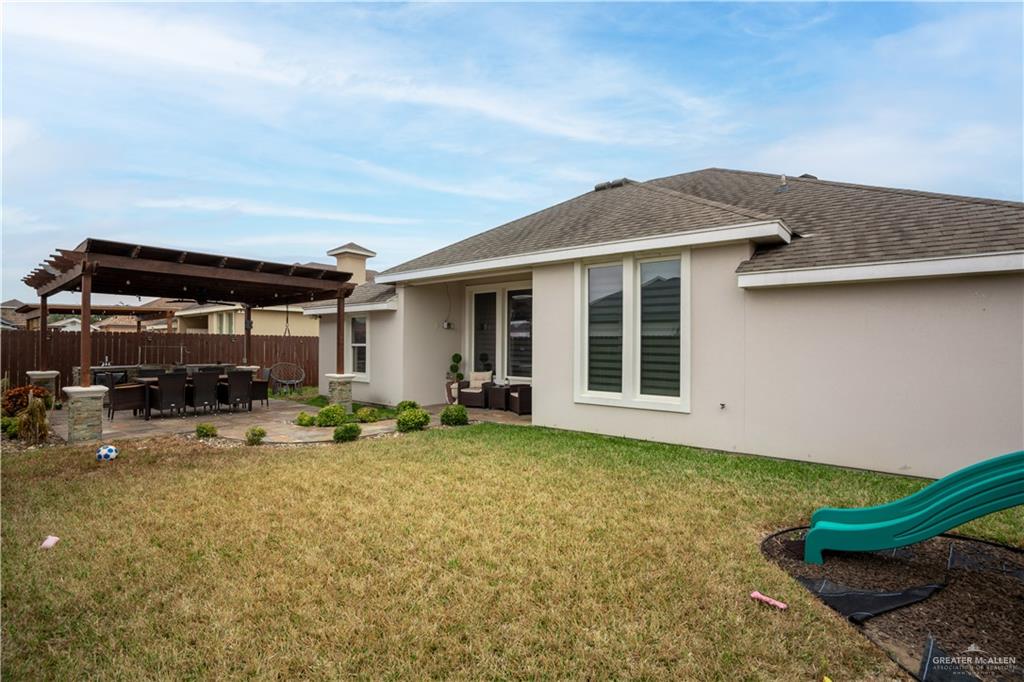 1411 Pecan Orchard Drive, Weslaco, Texas image 16