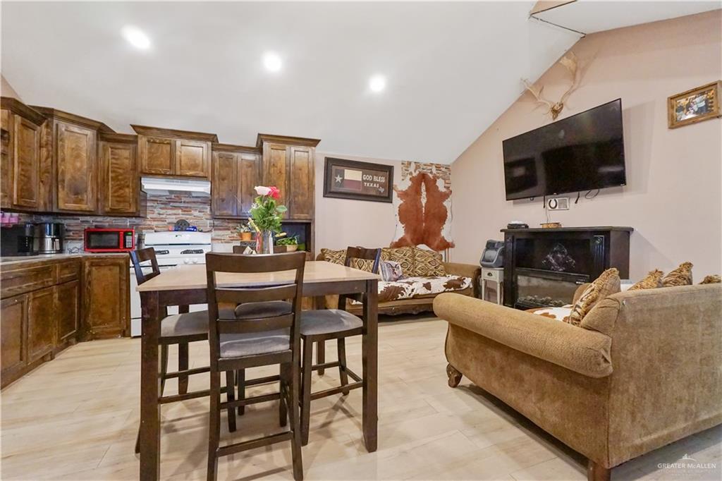 1112 San Isidro Drive, Donna, Texas image 2