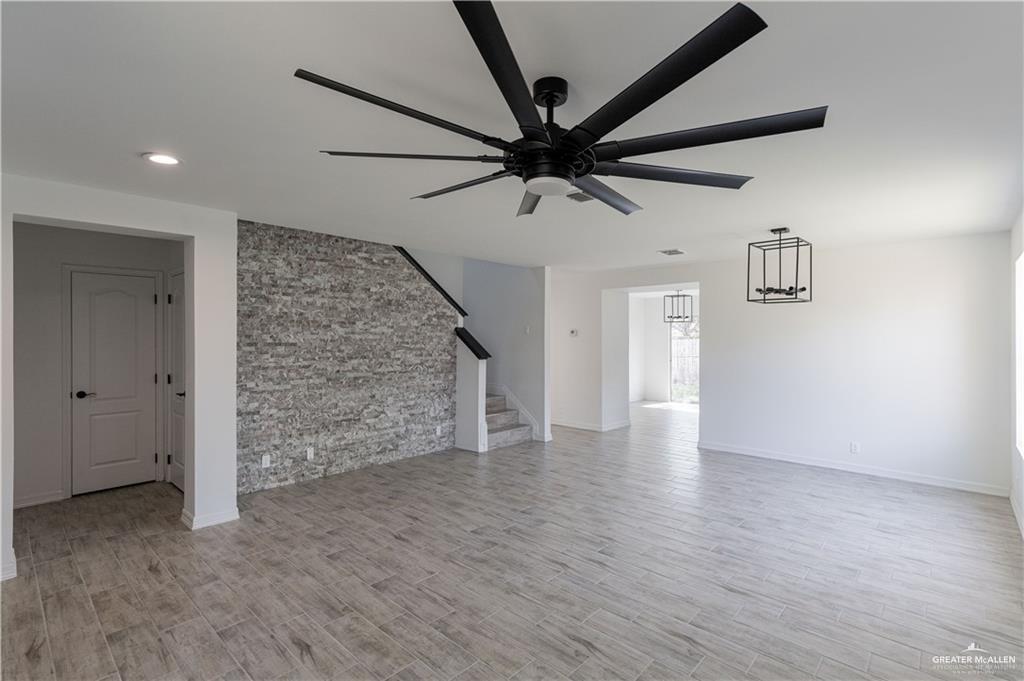 900 E Cheyenne Avenue, Pharr, Texas image 2