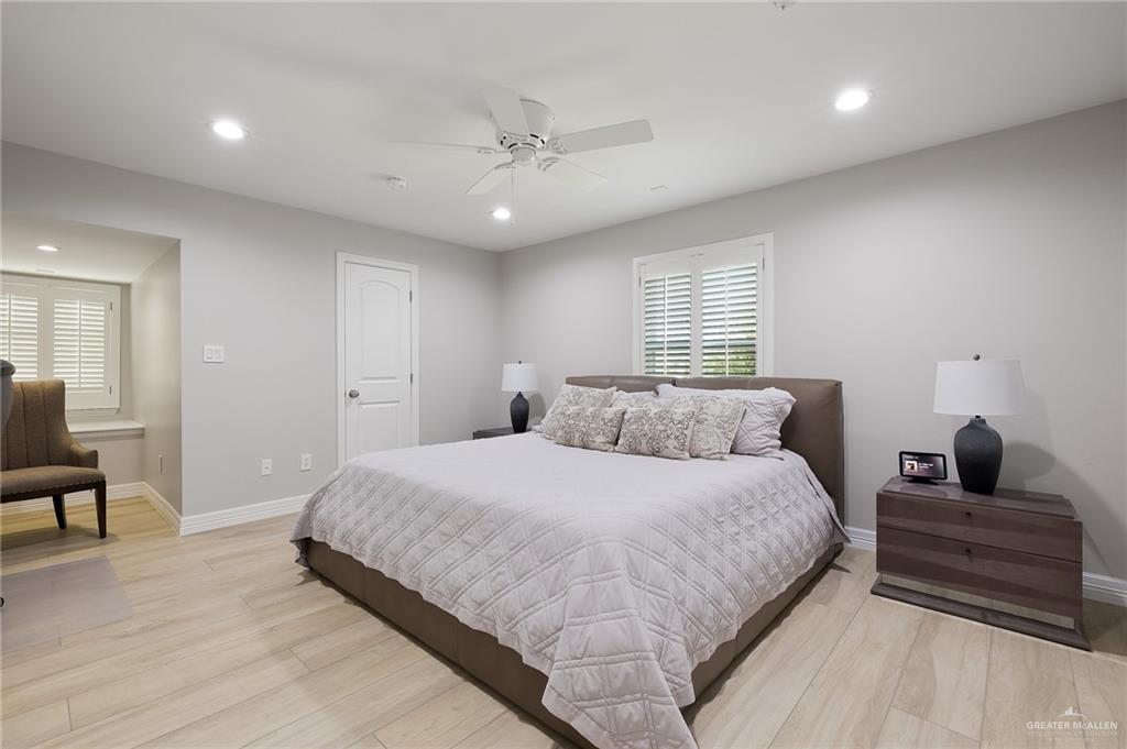 Mcallen, Texas, 78504, United States, 5 Bedrooms Bedrooms, ,5 BathroomsBathrooms,Residential,Active,1959956