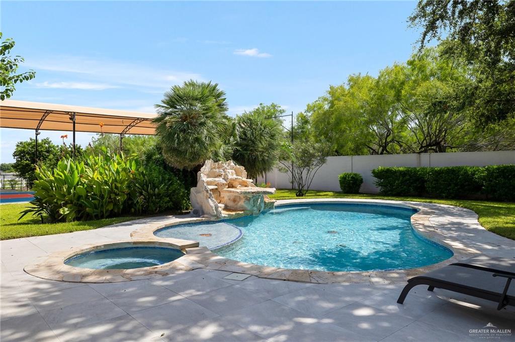 Mcallen, Texas, 78504, United States, 5 Bedrooms Bedrooms, ,5 BathroomsBathrooms,Residential,Active,1959956