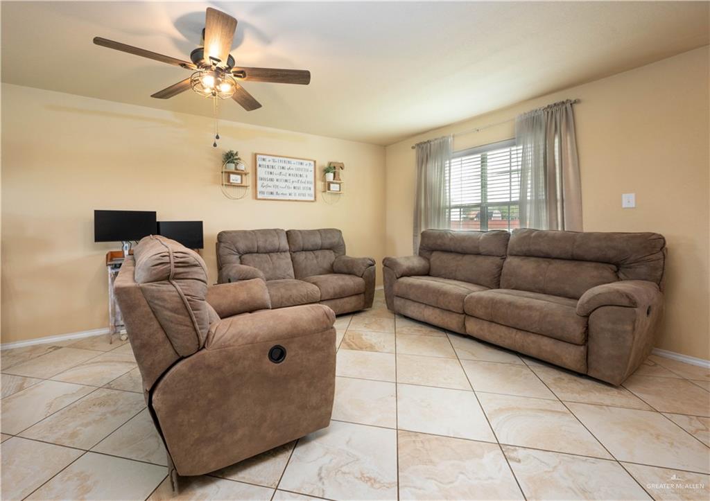 424 Colorado Drive, San Benito, Texas image 2