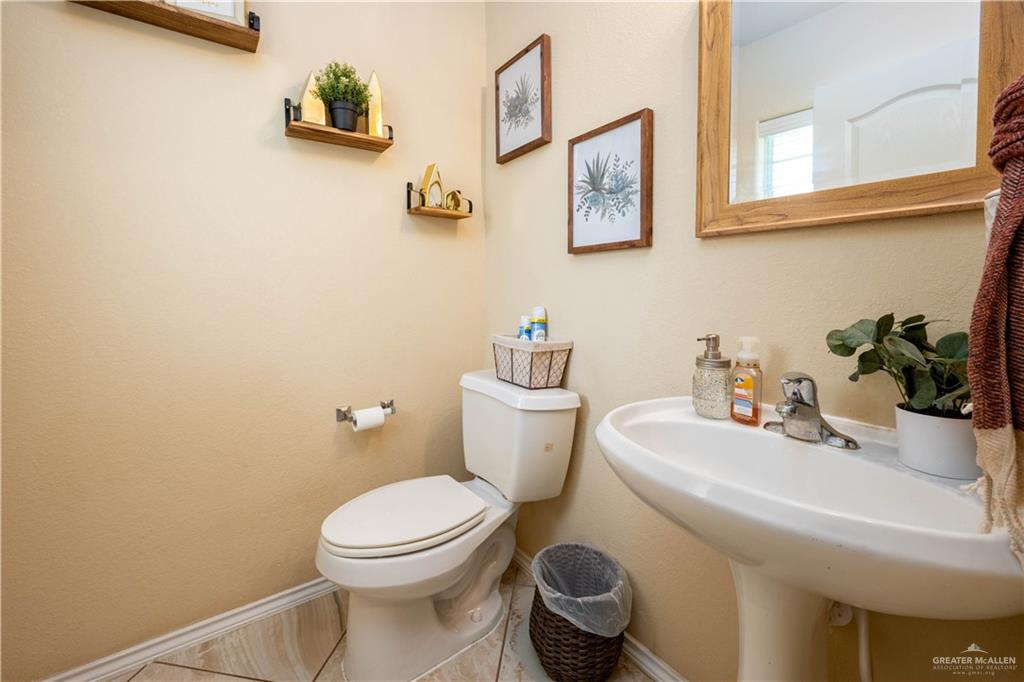 424 Colorado Drive, San Benito, Texas image 5