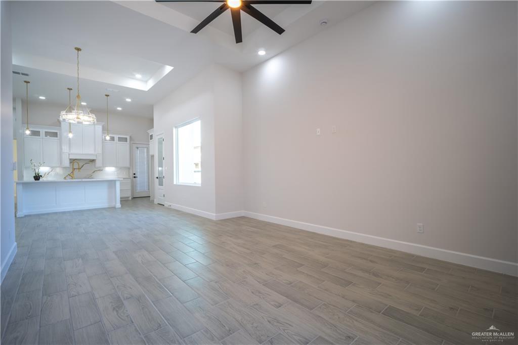 3402 Featherie Street, Edinburg, Texas image 4