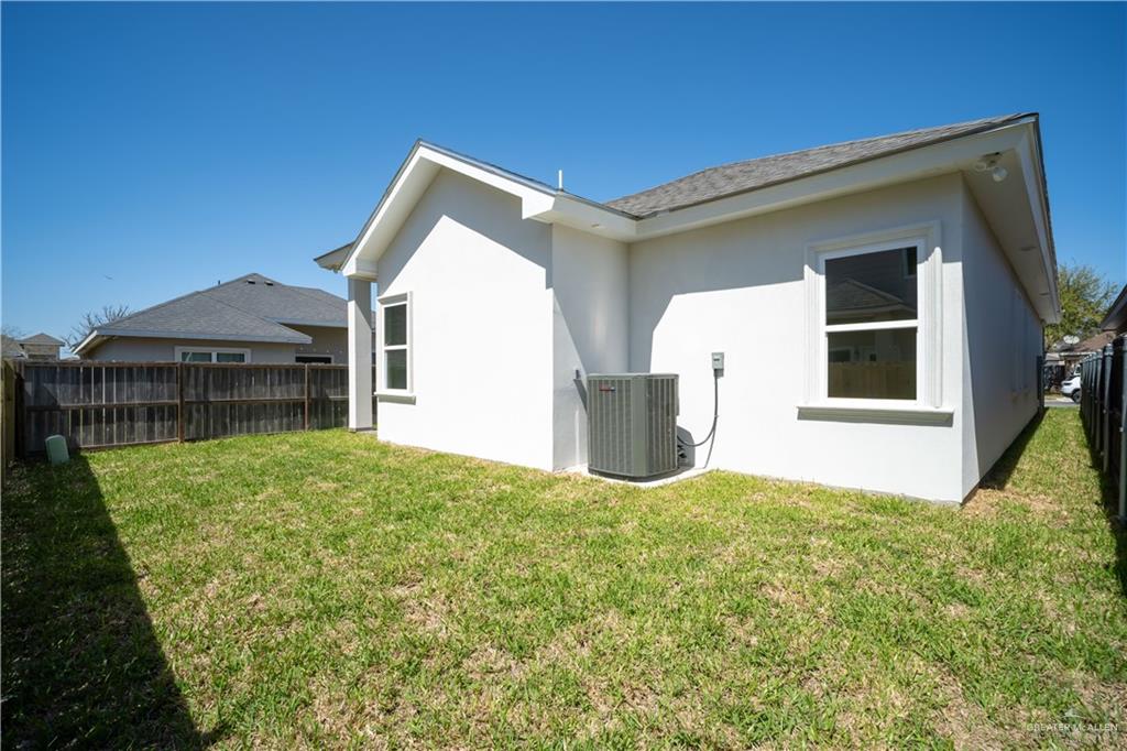 3402 Featherie Street, Edinburg, Texas image 15