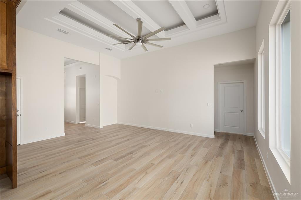 820 N Brushfield Avenue, Edinburg, Texas image 8