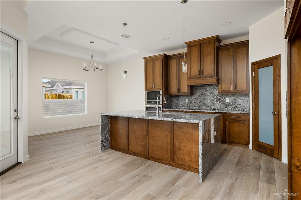 820 N Brushfield Avenue, Edinburg, Texas image 3