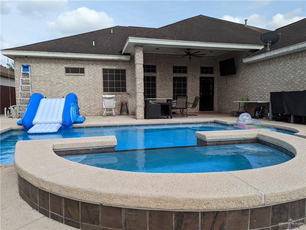 2721 Hylton Avenue, Edinburg, Texas image 30