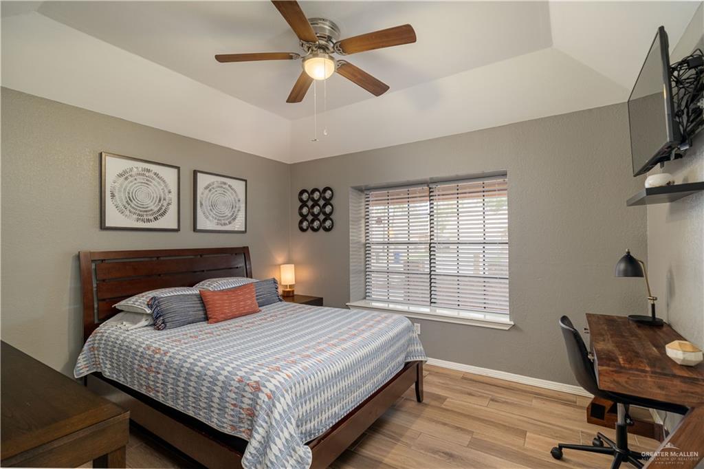 2105 Nightingale Avenue, McAllen, Texas image 9
