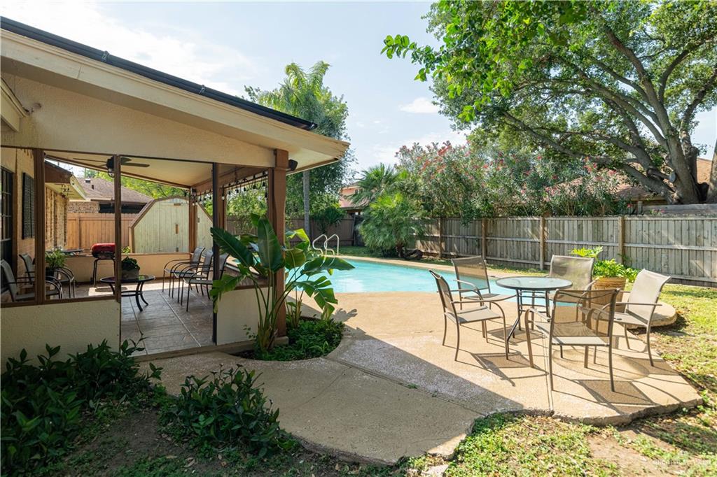 2105 Nightingale Avenue, McAllen, Texas image 16