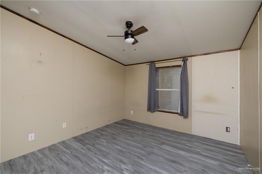 9816 N Cesar Chavez Road, Edinburg, Texas image 10