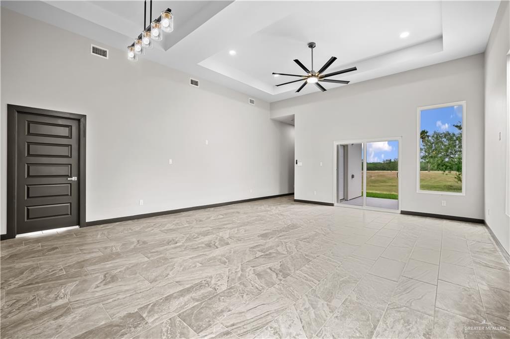1209 Rhett Drive, Pharr, Texas image 8