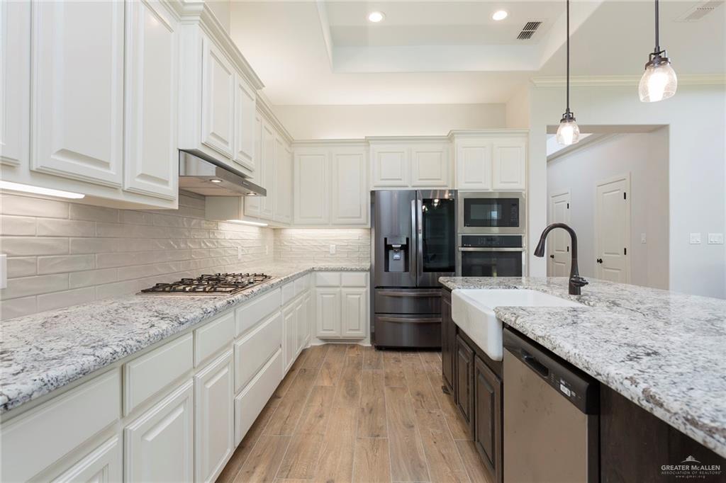 14302 Capote Falls Lane, McAllen, Texas image 8