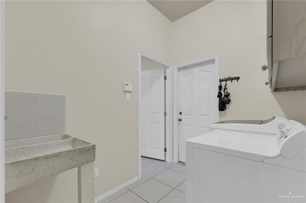 1107 Harbor Lane, La Joya, Texas image 18