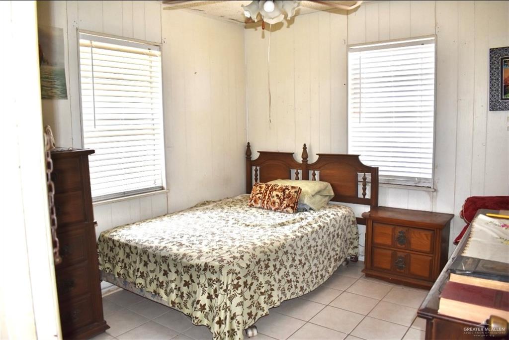 712 N Padre Avenue, Weslaco, Texas image 3