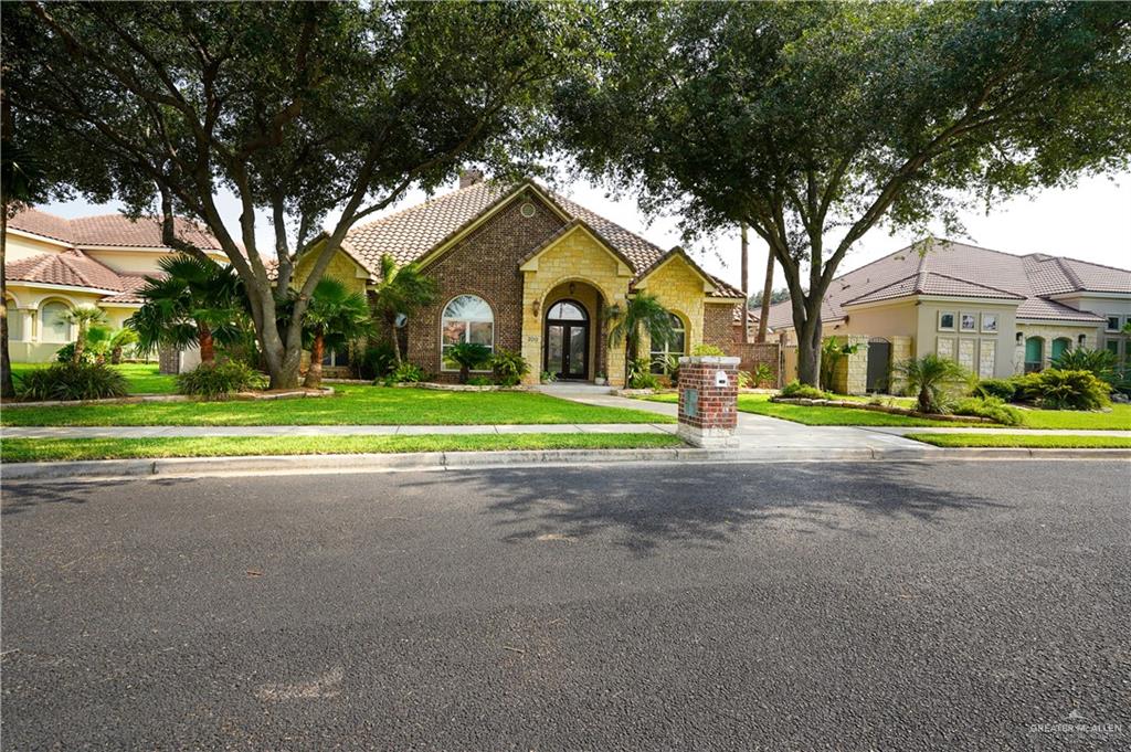 200 E Duke Avenue, McAllen, Texas image 2