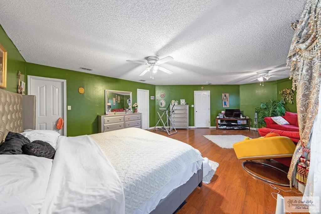 1013 Champlain Drive, Brownsville, Texas image 23