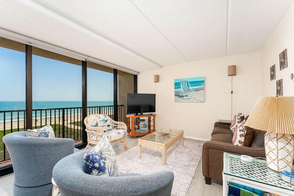 2100 Gulf Boulevard 803