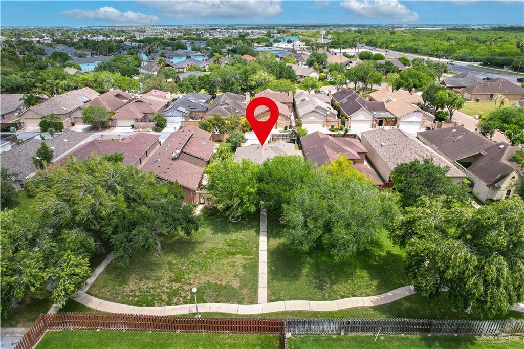 208 Parkview Circle, Harlingen, Texas image 5