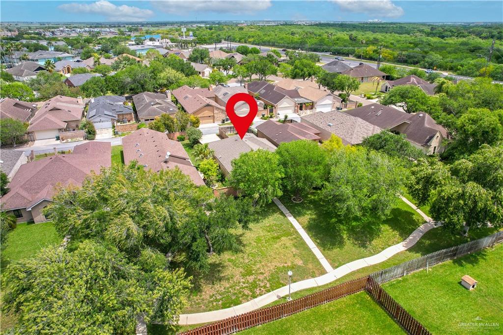 208 Parkview Circle, Harlingen, Texas image 6