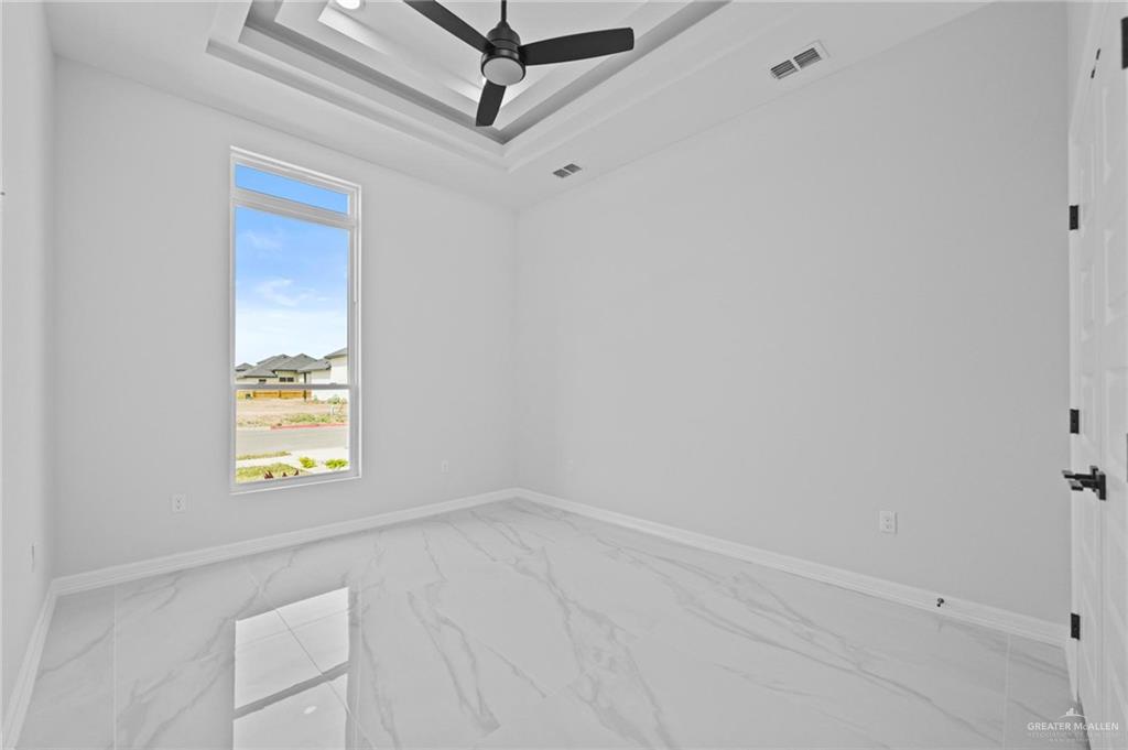 2214 Piedra Avenue, Edinburg, Texas image 11